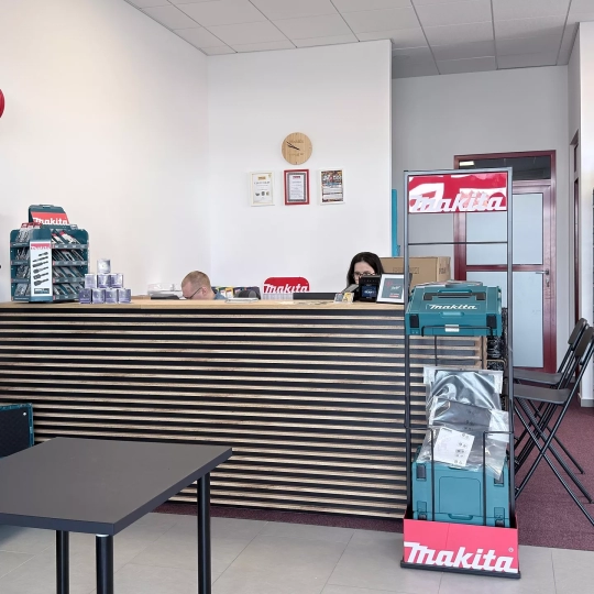 Grafika Usługi serwisowe elektronarzędzi